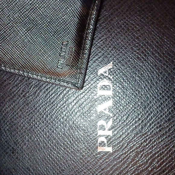 🖤PRADA SAFFIANO LEATHER COMPACT WALLET - Picture 11 of 15